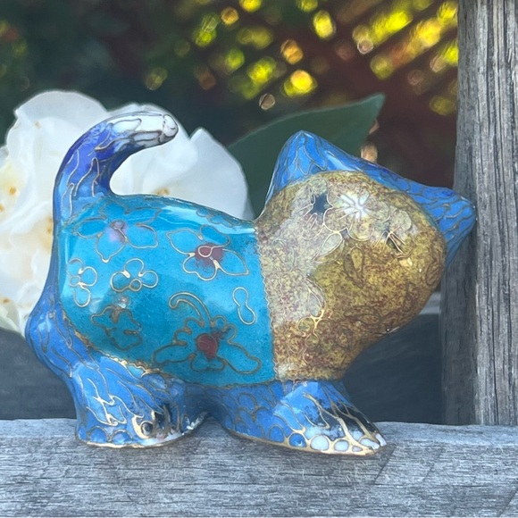 Vintage Cloisonné Blue Cat Figurine - Picture 3 of 6